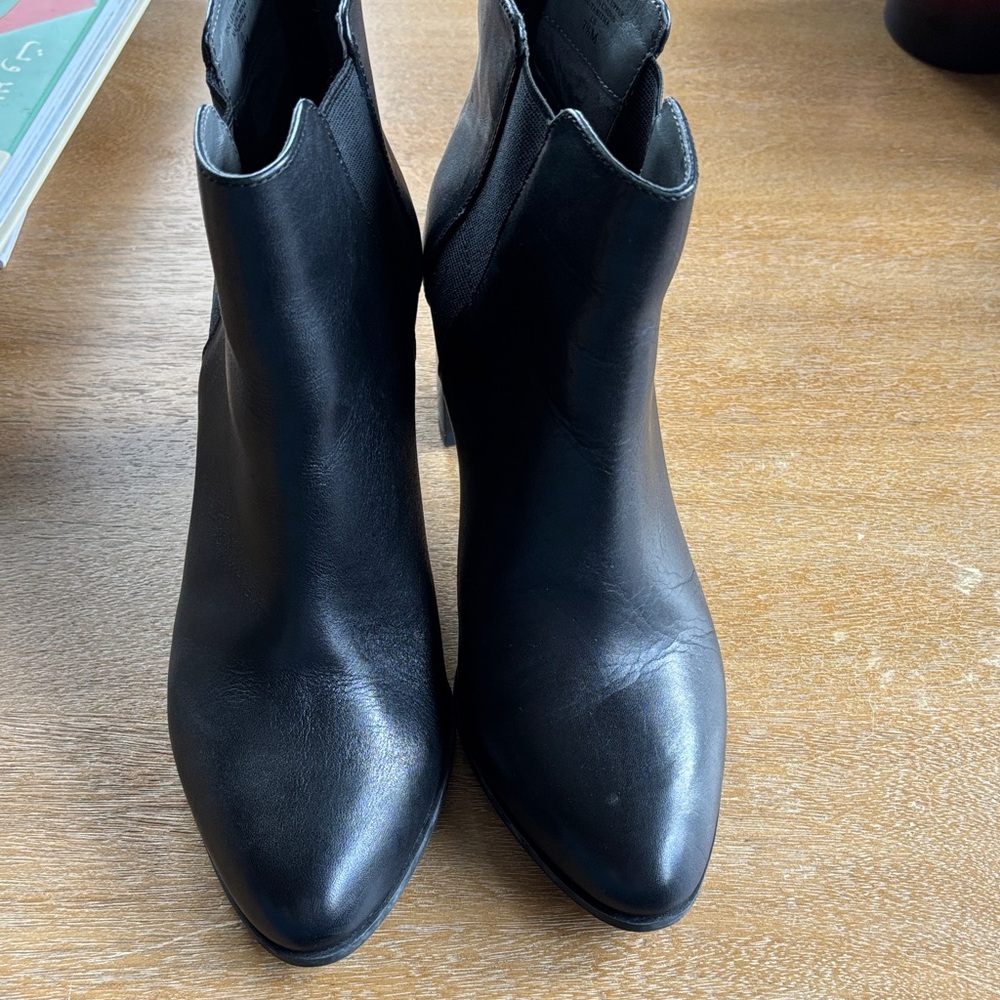 Adrienne Vittadini Classic Black Ankle Boots